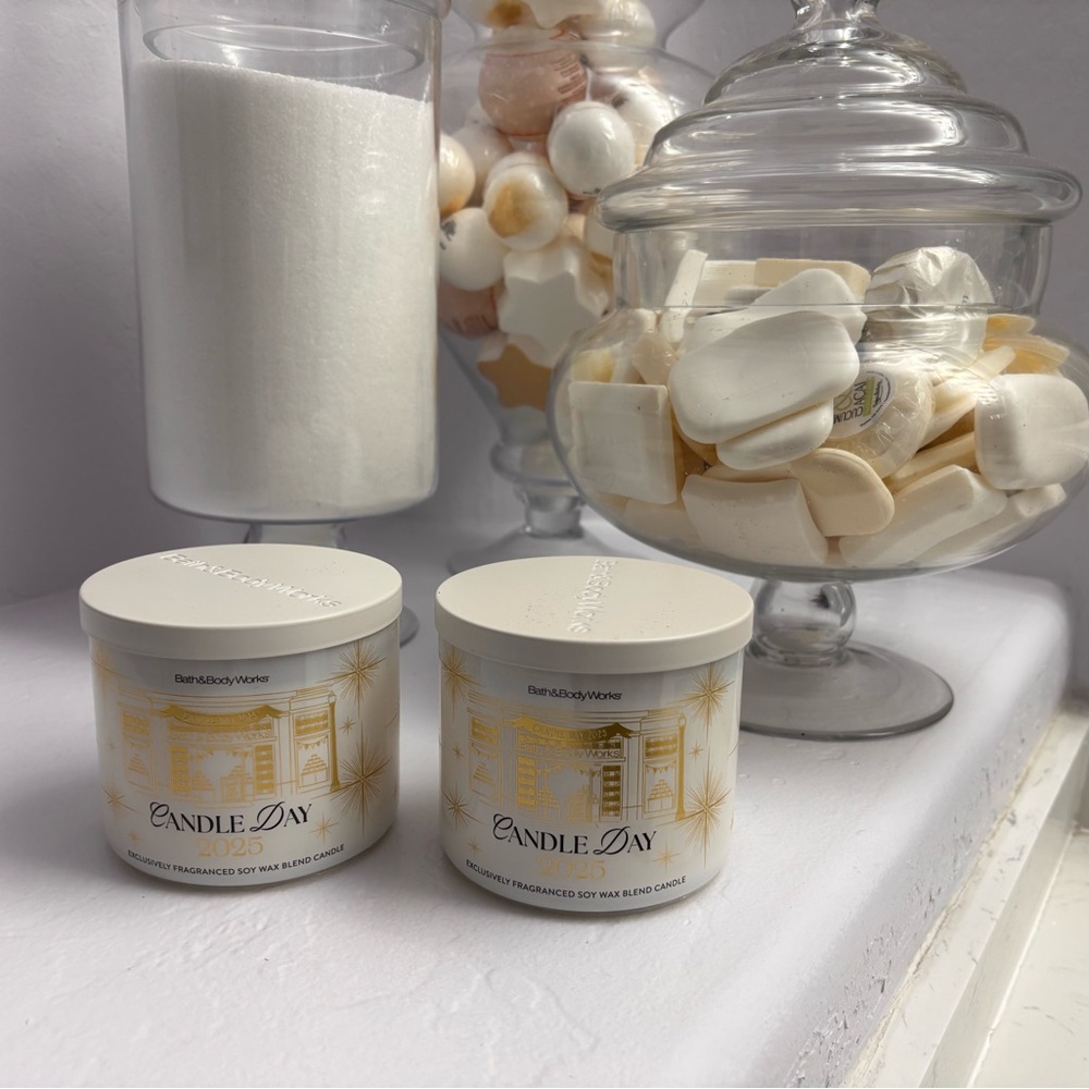 2 Bath & Body Works SUN RIPENED RASPBERRY Candle Day 2025 3-Wick Candle New